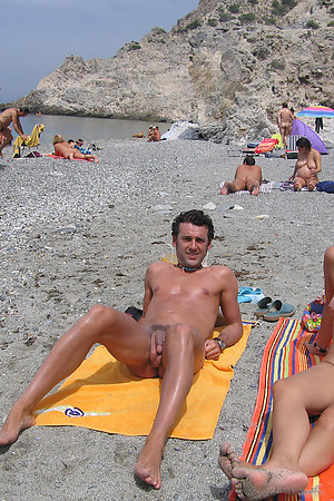 Nude amateur action from the public beaches