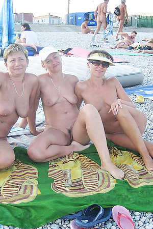 Cutie amateur nudist girls