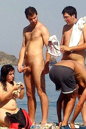 male nudists wants sex on nude beach