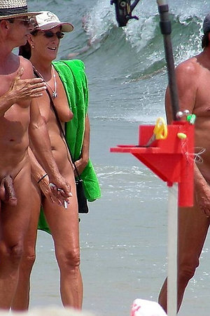 Hot tanned nudists caught naked at the public beach