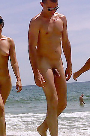 Naked girls, hidden camera on the beach