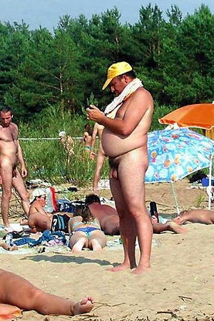 Forbidden photos and videos from nudist beach