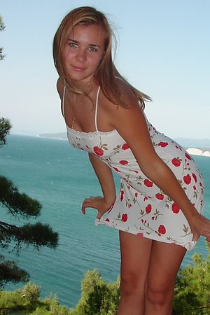 Teens on the coast - Gallery 39